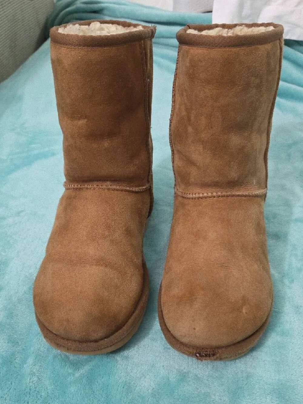 UGG Classic Pull-On Booties